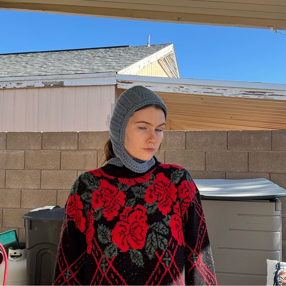 Blue crochet Bonnet - Picture 4 of 16